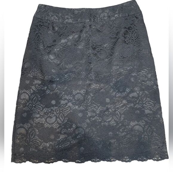 Banana Republic Black Two Tone Floral Lace Pencil Skirt - Picture 7 of 11